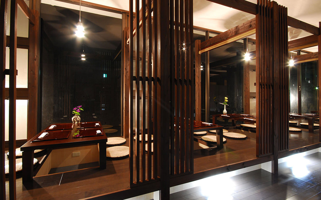 レストラン関彩